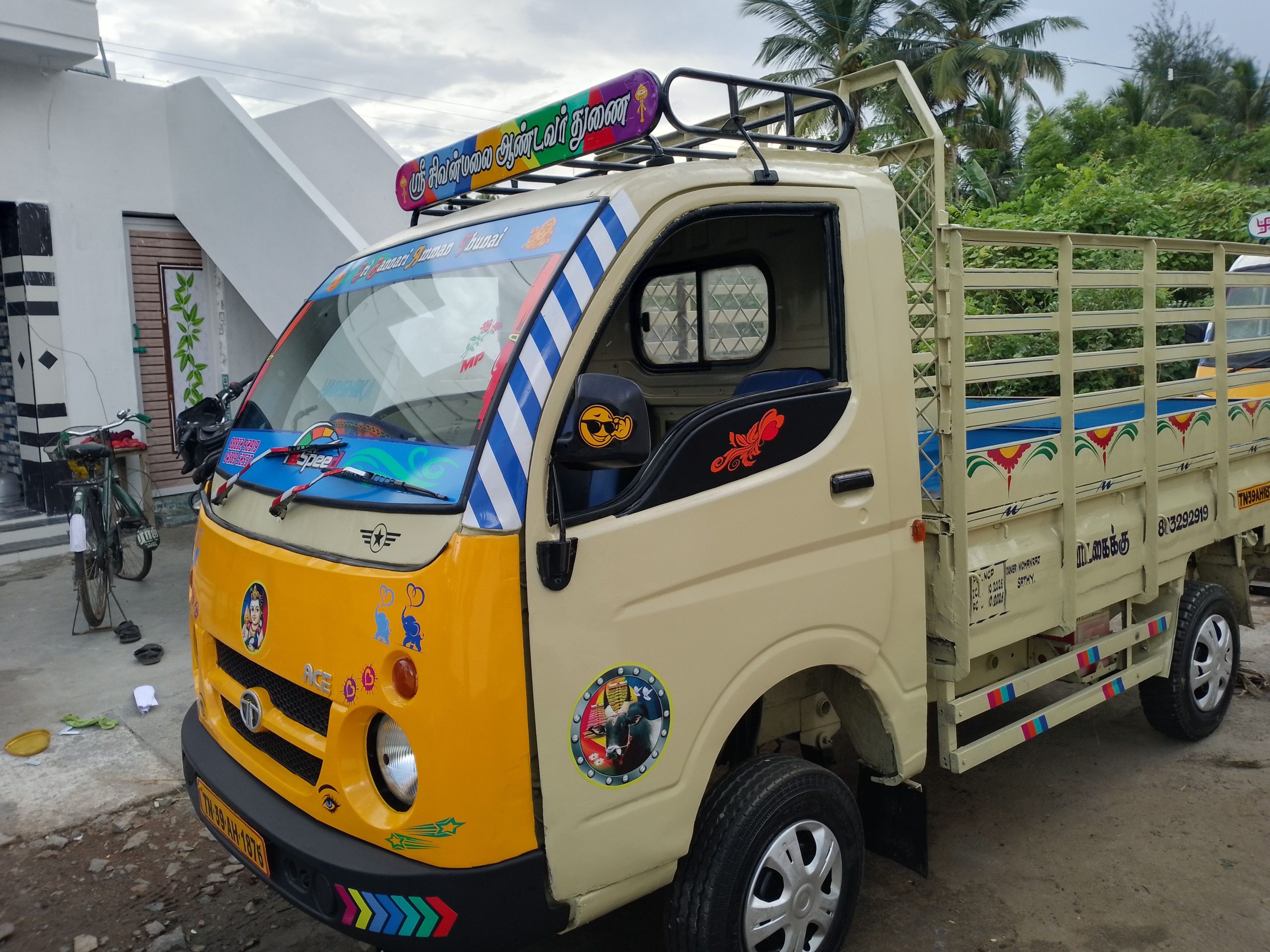 டாட்டா ஏசி வாடகைக்கு கிடைக்கும்