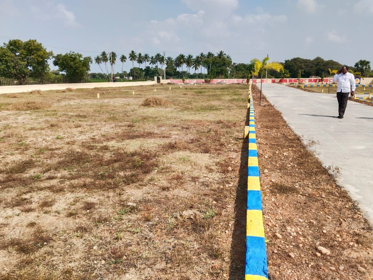 LAKE VIEW PREMIUM VILLA PLOTS