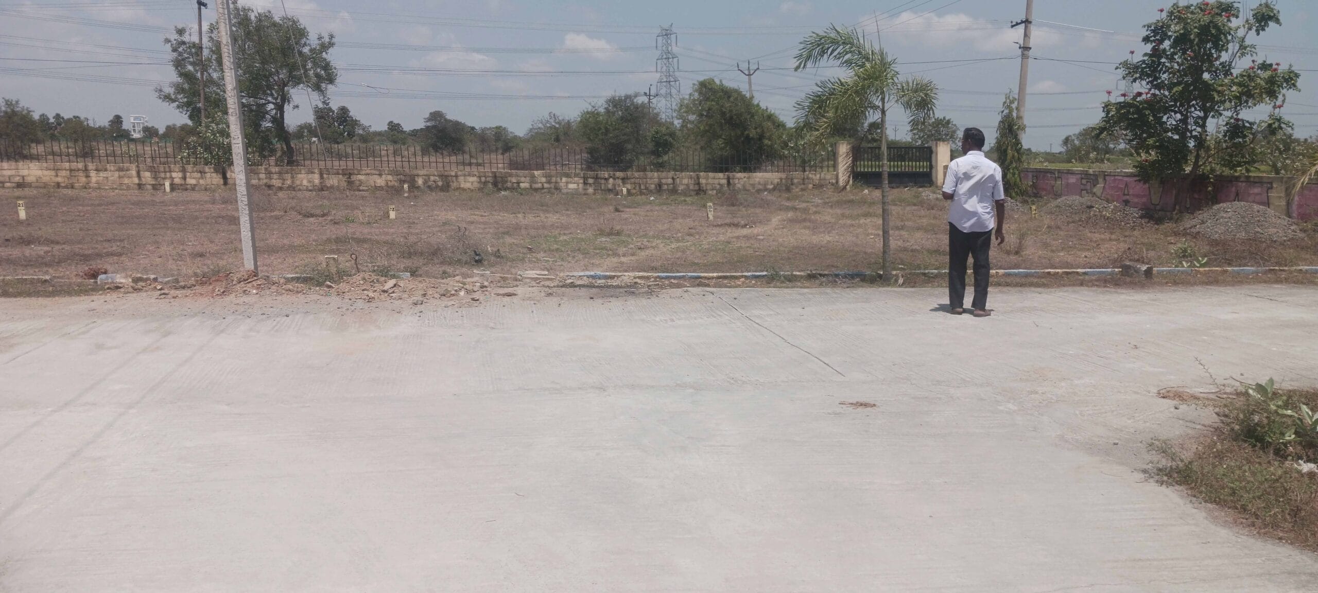 LAKE VIEW PREMIUM VILLA PLOTS