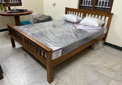 1000027605